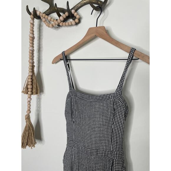 ⭐️ 3/$20 Hollister Plaid Gingham Jumpsuit Size Small Black White - Picture 2 of 8